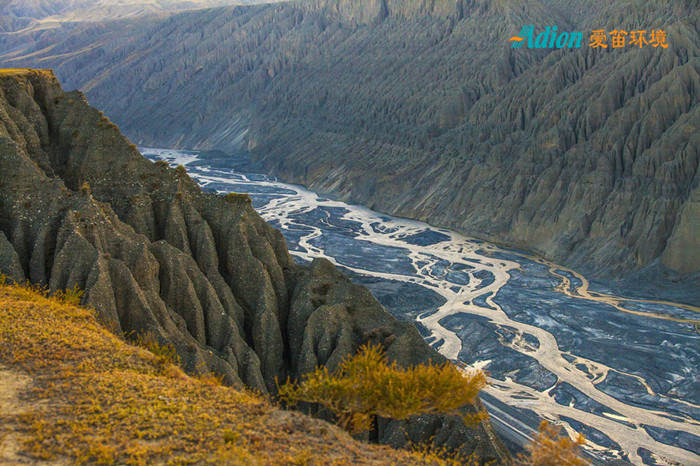 mg娱乐电子游戏网站为新疆独山子大峡谷提供污水处理服务